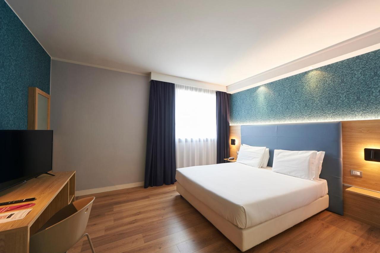 Neo Hotel Bresso Esterno foto