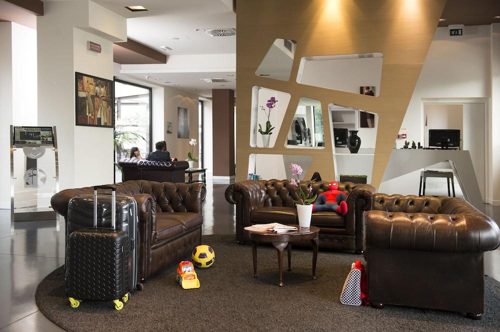 Neo Hotel Bresso Esterno foto